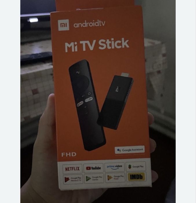 Продам телевизор Philips + Mi TV Stick