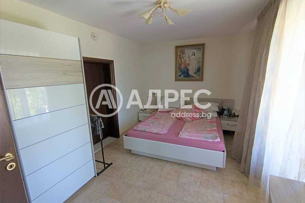 Продава се Къща в Разград, Житница - 463 кв.м за 1404 €/кв.м - Снимка #18