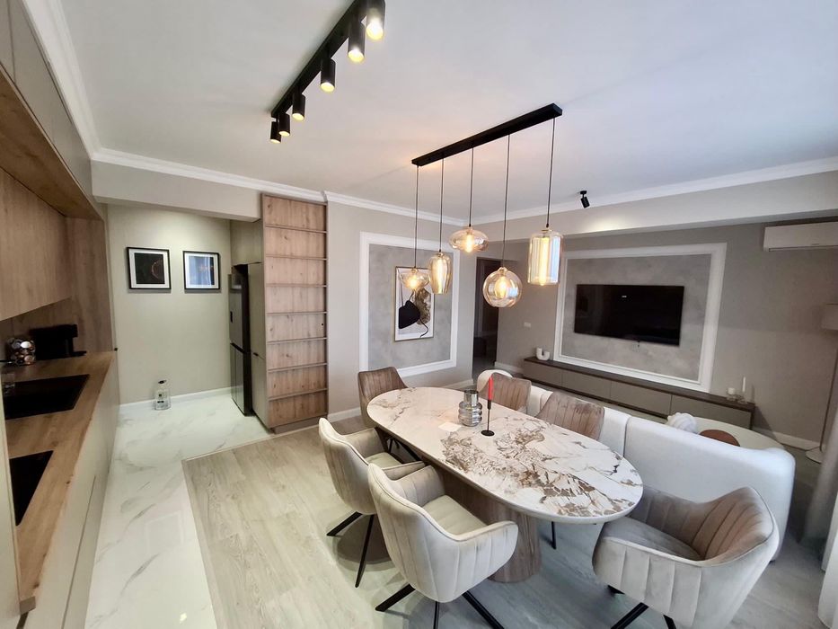 PROPRIETAR - Inchiriez apartament 3 camere cu curte in Baneasa Sisesti