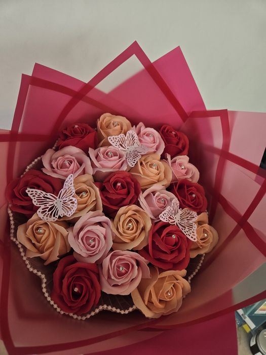 Buchet 21 trandafiri de sapun