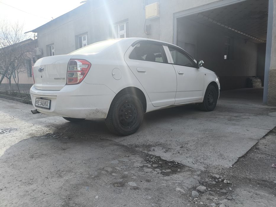 Кобальт 1 позется