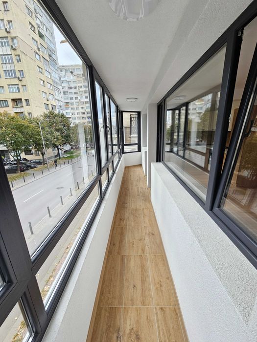 Продава се Тристаен апартамент в Варна, Център - 95 кв.м за 2315 €/кв.м - Снимка #9