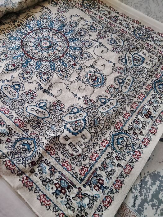 Продаю ковер б/у 2/4