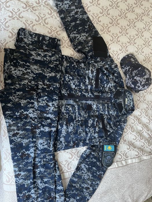 Продам камуфляжку форму