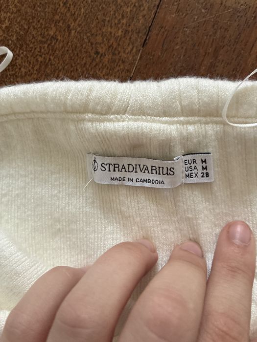 Pulover stradivarius alb elegant