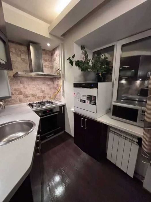 Дава се под наем Двустаен апартамент в София, Зона Б-18 - 55 кв.м за 498.27 € - Снимка #3