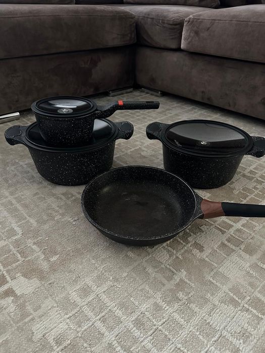 Продам набор кухонной посуды