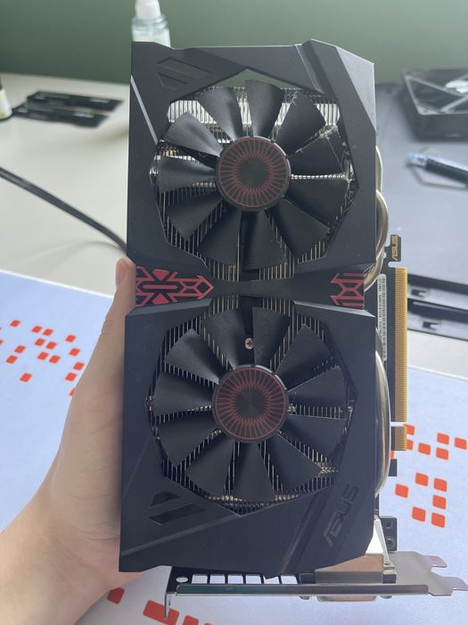 Vand placa video GTX 960