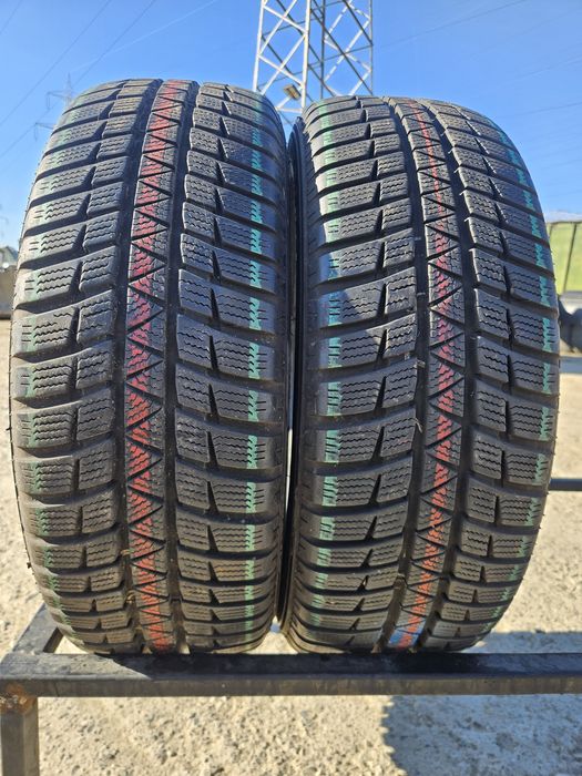 Vând anvelope iarna 195/60r15 195/60r15