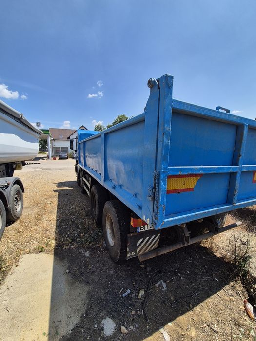 De vânzare iveco 8x4