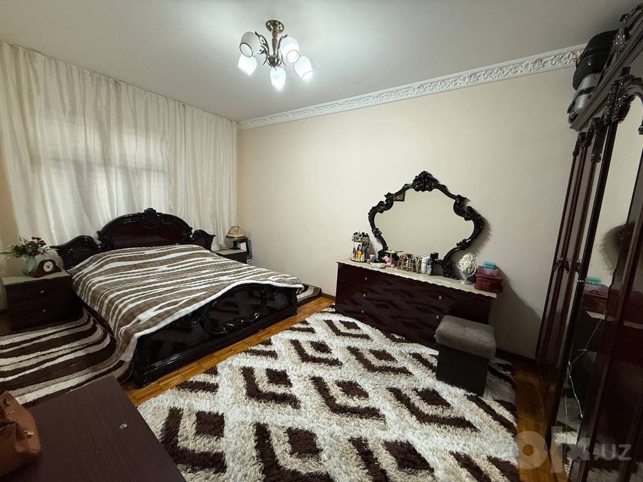 Продам квартиру Чиланзар Алгоритм 2х комн