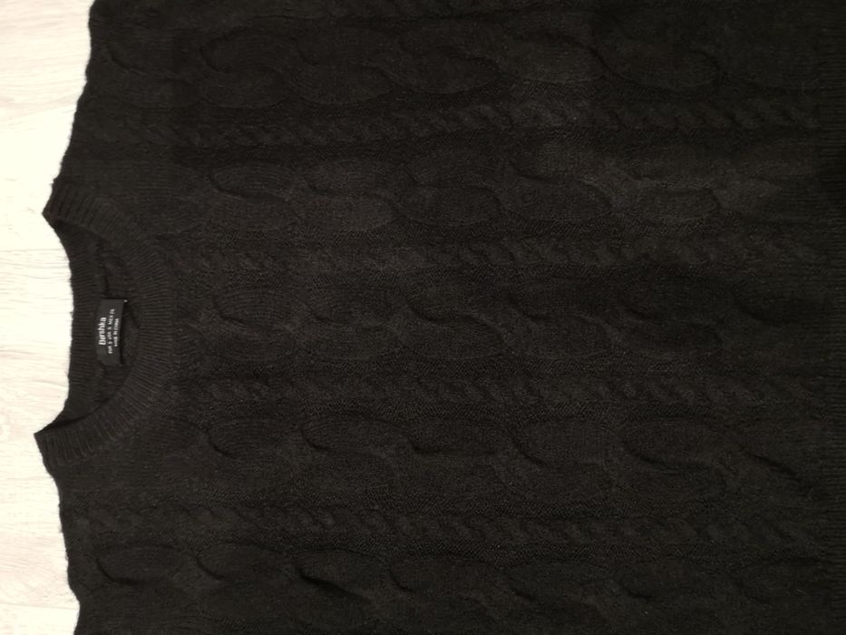 Pulovere Bershka, Stradivarius...