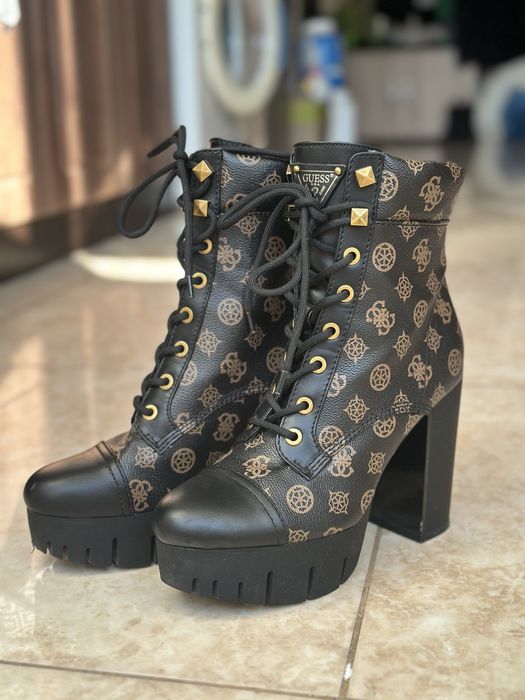 Guess кафяви боти на ток 40 номер