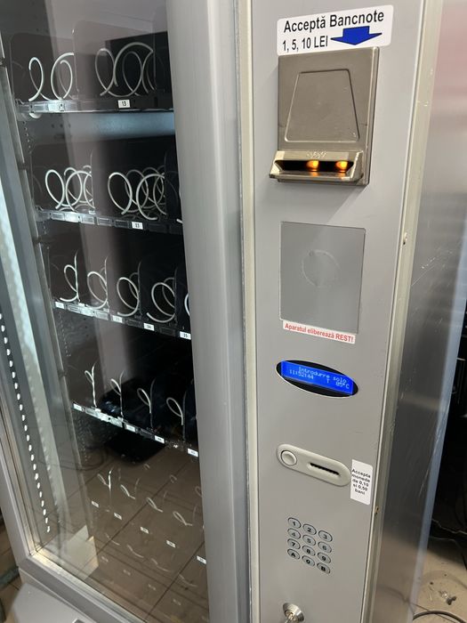 Fas Kristal aparat vending snack si bauturi reci