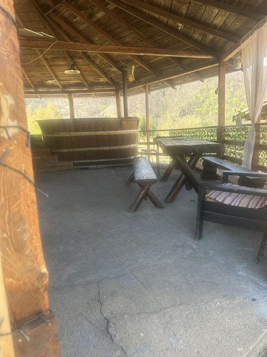 Cabana de inchiriat in Coada Lacului  Lesu