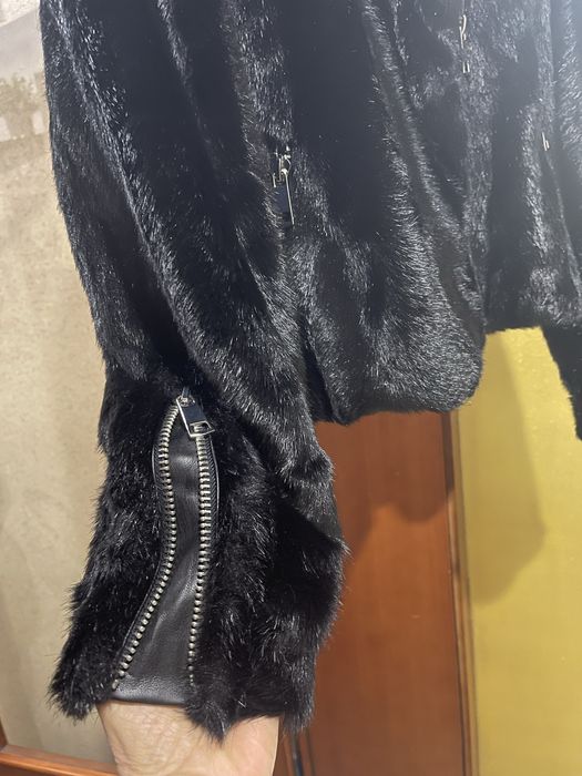 Дамско пухкаво палто и яке с косьм Zara