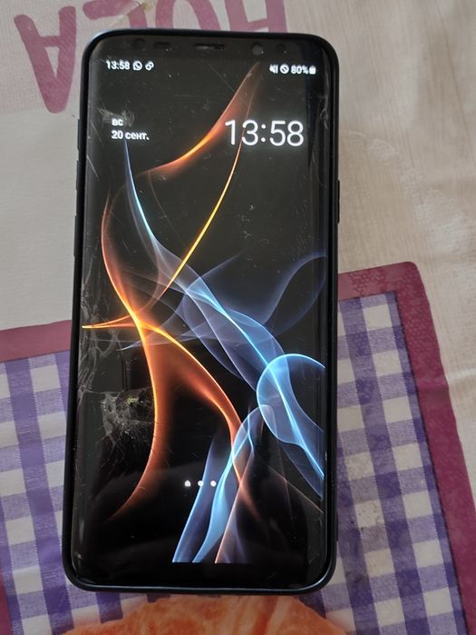 Продам Самсунг с9+