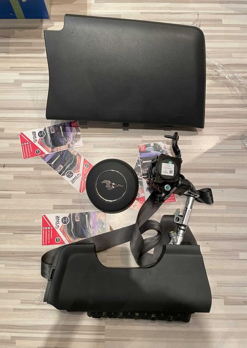 Ford Mustang kit airbag volan genunchi pasager - set centuri siguranta