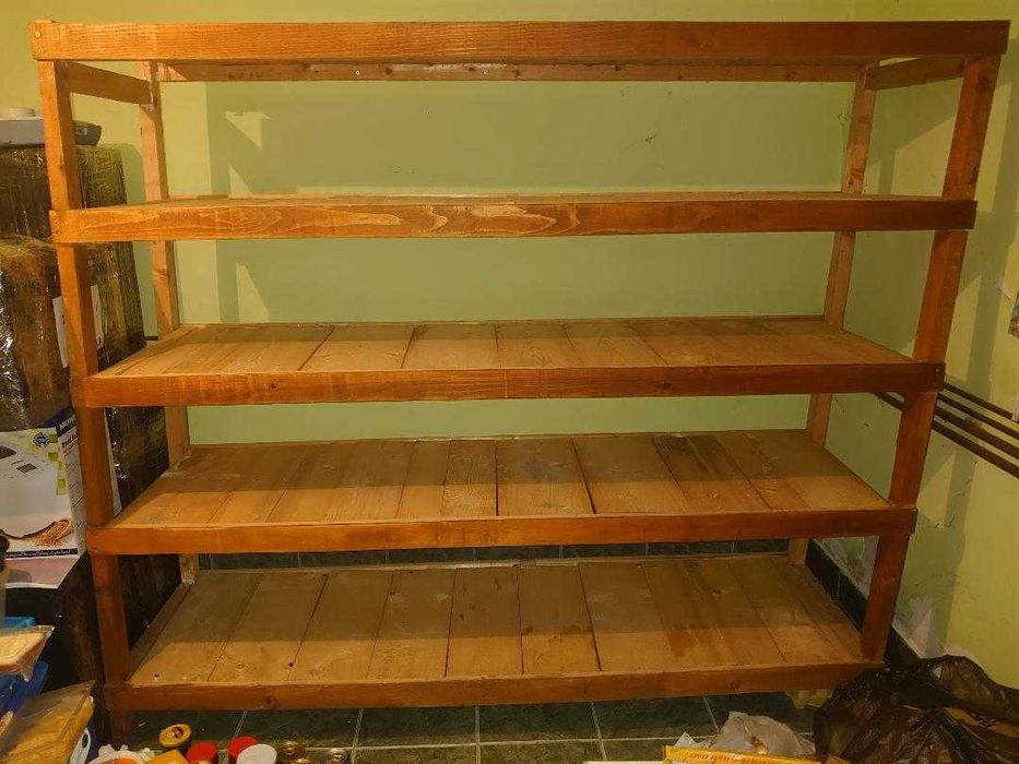 Raft pentru cămară sau depozit