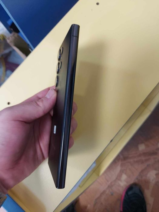 Samsung Galaxy S23 ultra в гаранция