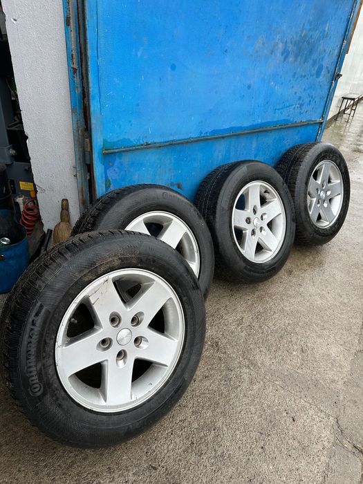 Гуми с джанти Continental 235/65-17