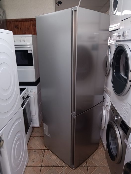 Иноксов комбиниран хладилник с фризер Бош Bosch No Frost  А+++Гаранция