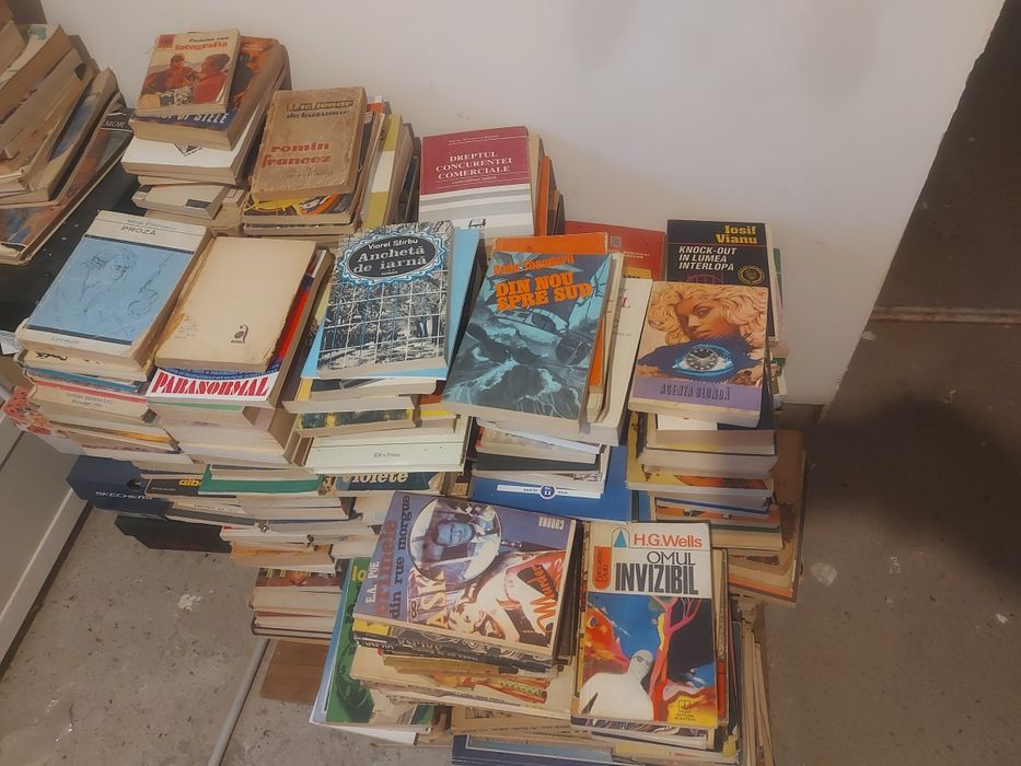 Carti vechi pentru anticariat
