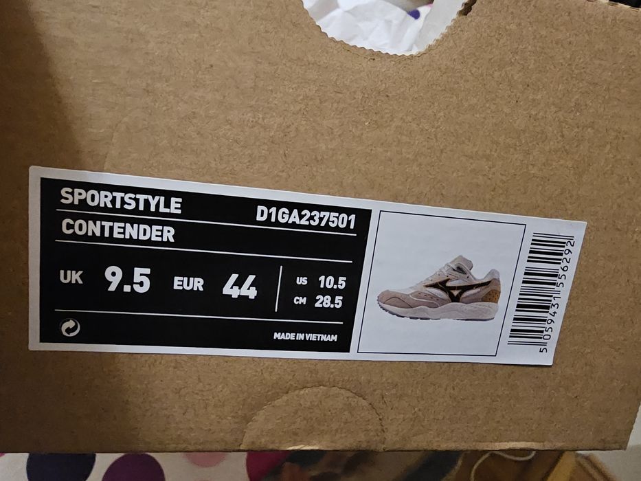 Adidasi sport MIZUNO Contender NOI