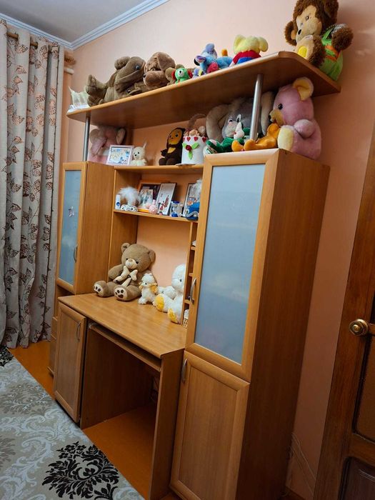 Продам детский гарнитур и шторы