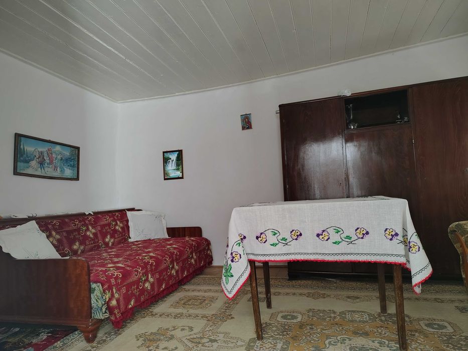Casă de vânzare