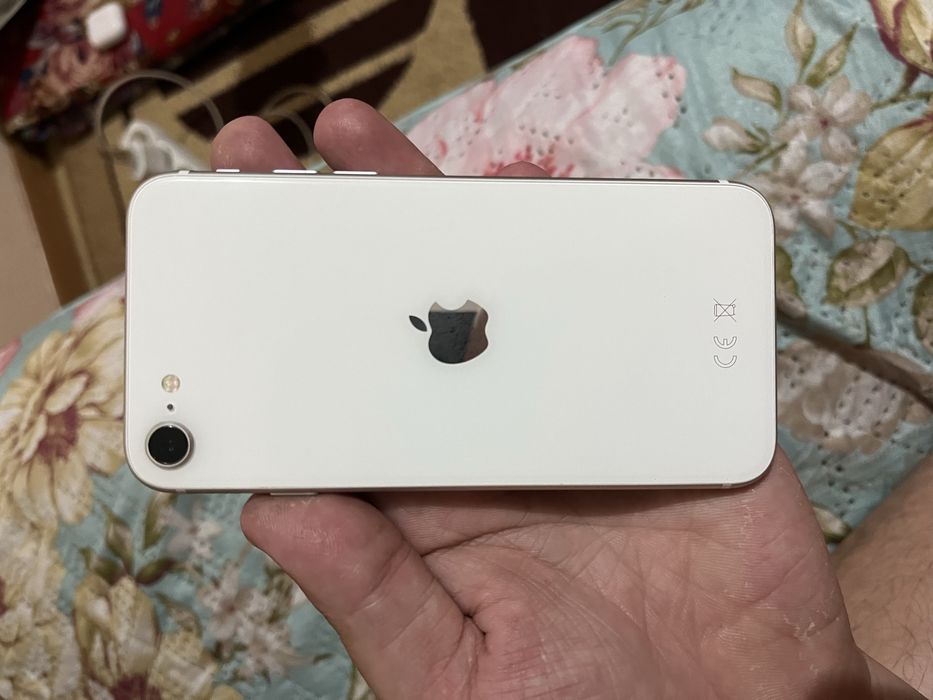 Айфон se 64 гб iphone
