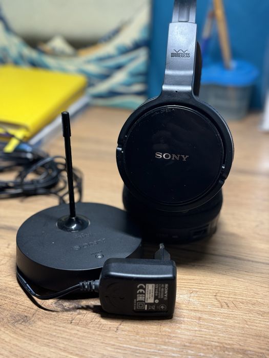 Наушники Sony MDR-RF811RK
