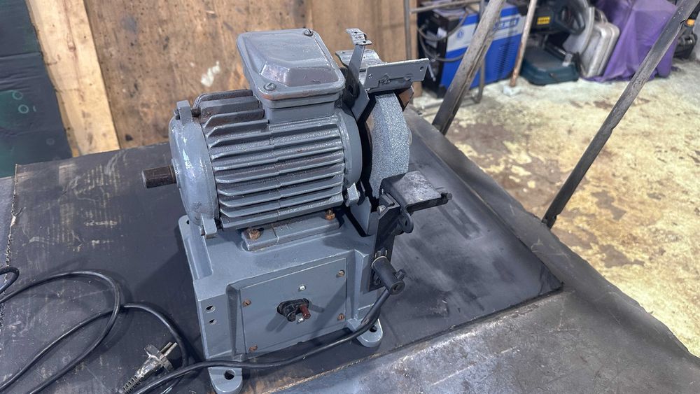 наждак 220 ссср ,