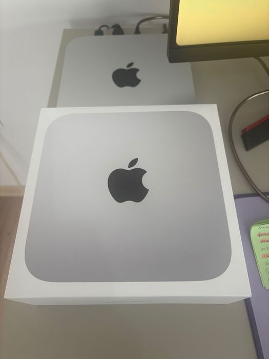 Apple Mac Mini M2 - 8 GB / 256 GB