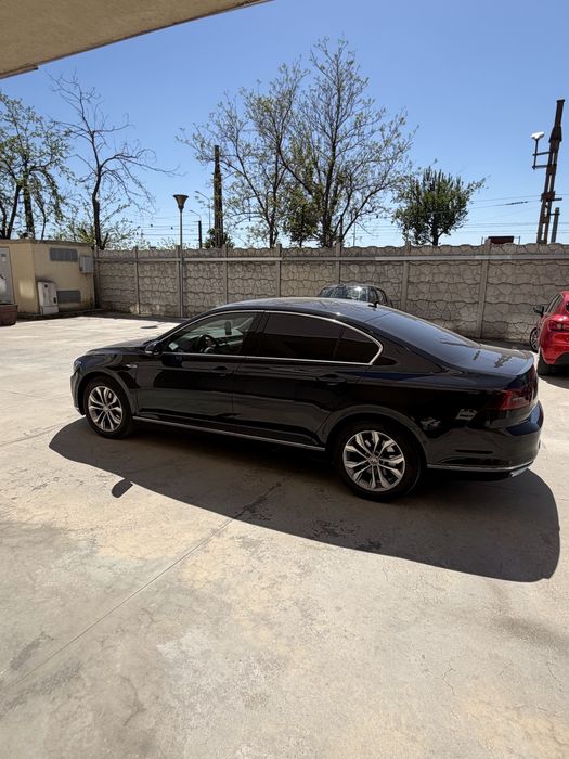 VOLKSWAGEN Passat 2018 — imagine 4