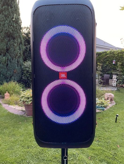 Inchiriez boxe JBL PARTYBOX 310 pentru cabana, petreceri si revelion