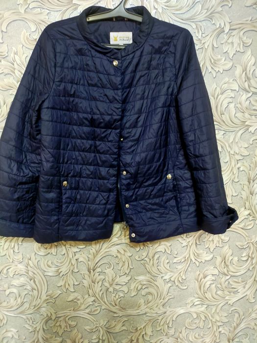 Куртка женская весенняя