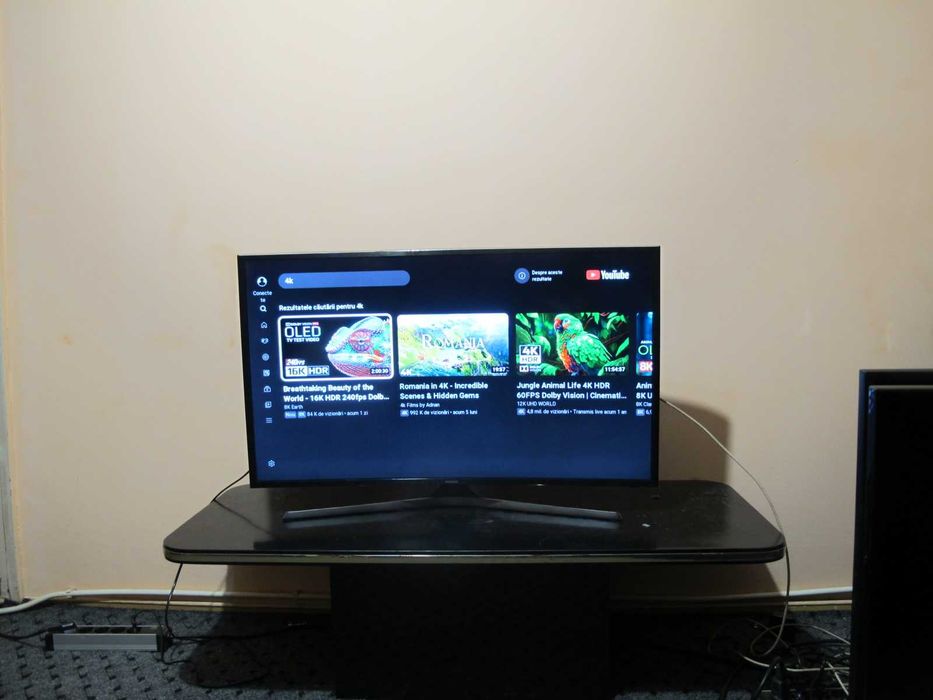 Televizor Led Smart Ultra 4K Curbat  SAMSUNG 101cm model UE40JU6770