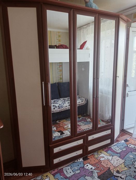 Продам шкаф за 15 тысяч