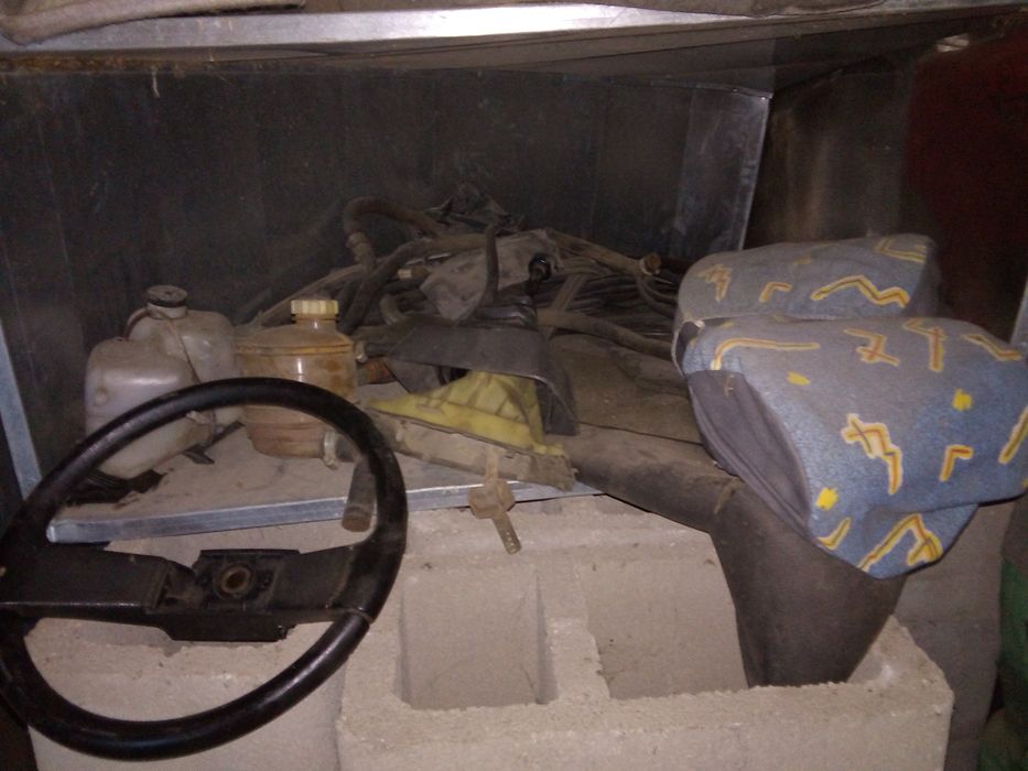 Рено Рапид на части 200 лева и договаряне