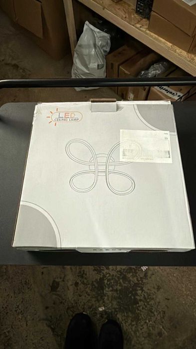 Plafoniera tavan superba NOU