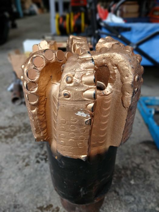 Нова триконусна глава за сондиране 200 мм