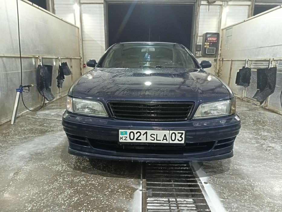 Nissan Maxima, 1998
