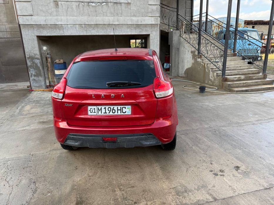 Продается автомобиль Lada X-Ray