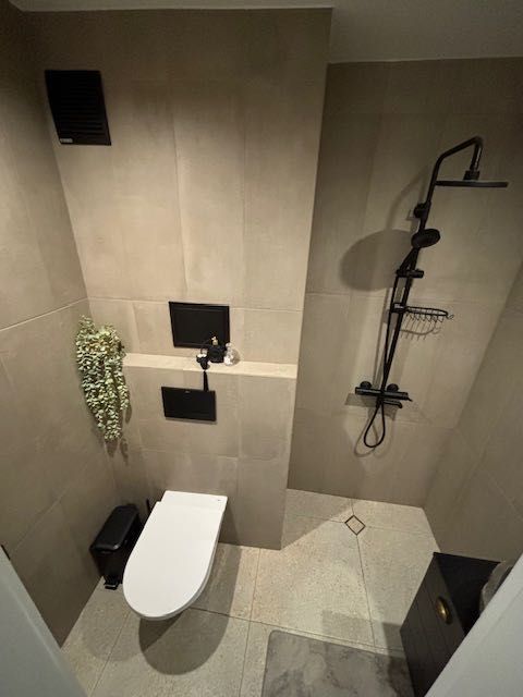 Продава се Тристаен апартамент в Бургас, Меден рудник - зона В - 90 кв.м за 1667 €/кв.м - Снимка #8