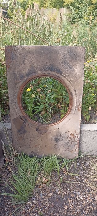 Продам.   Плиту   на печ.