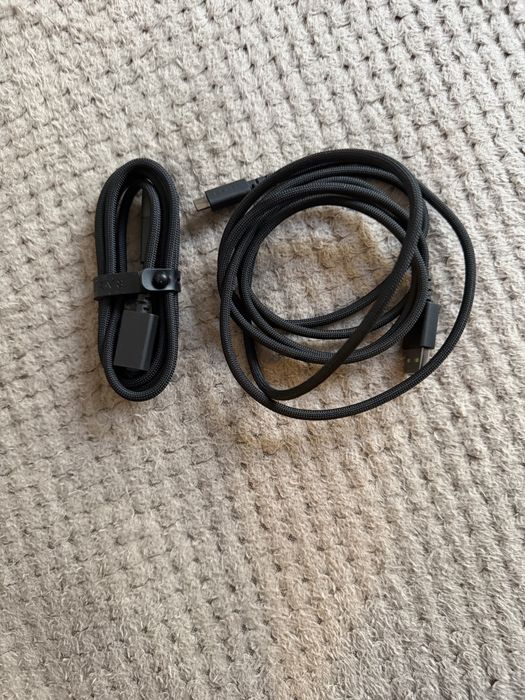 Razer Kraken V4 Чисто Нови !!