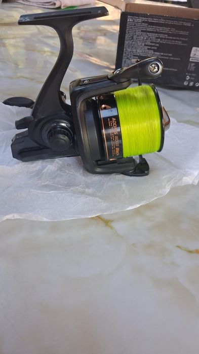 Mulinete Caperlan adonis 5000 black
