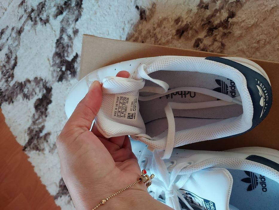 Обувки  Аdidas STAN SMITH