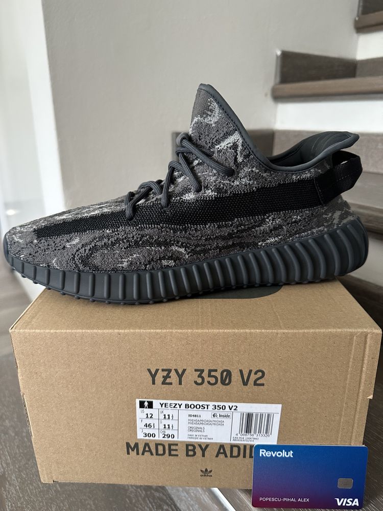 Yeezy hot sale de vanzare